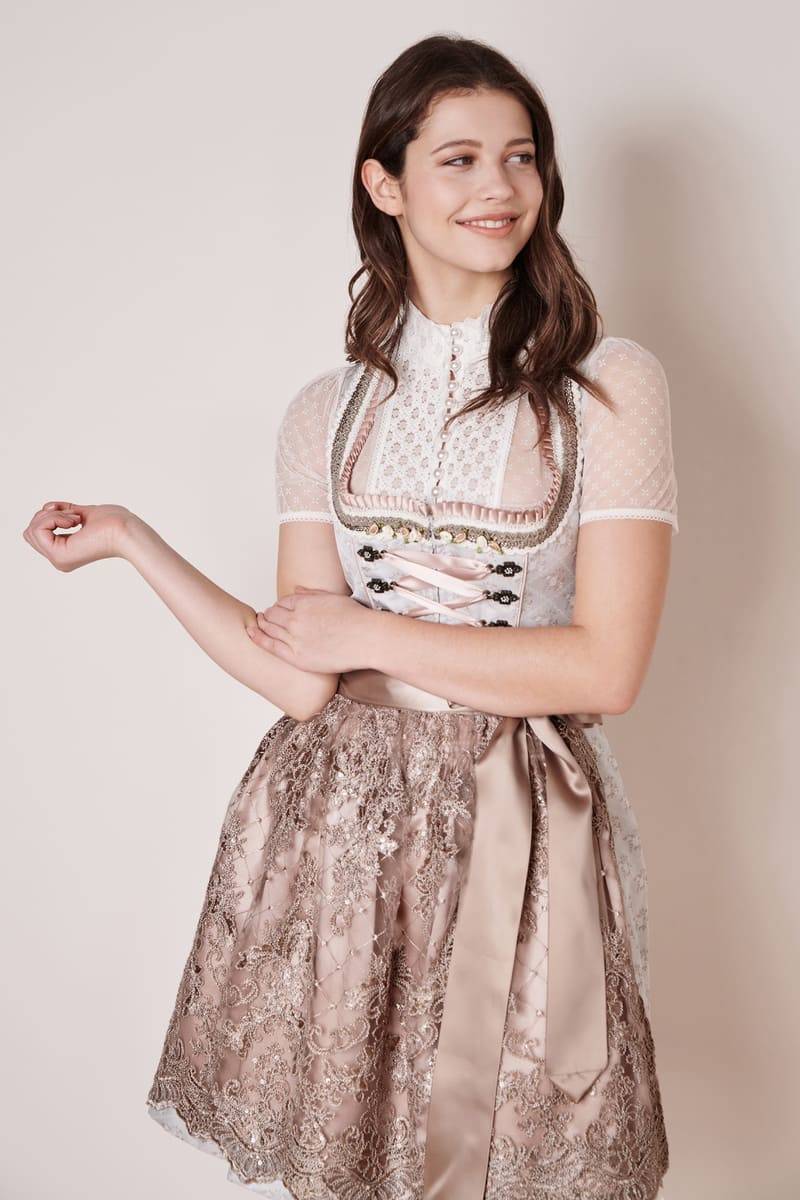 Krüger Madl Dirndl Dolores (50cm) Zeitlich begrenztes Angebot