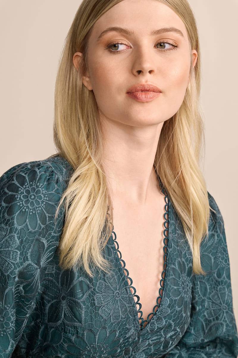 Krüger Madl Dirndlbluse Ottilie Super Sparpreis