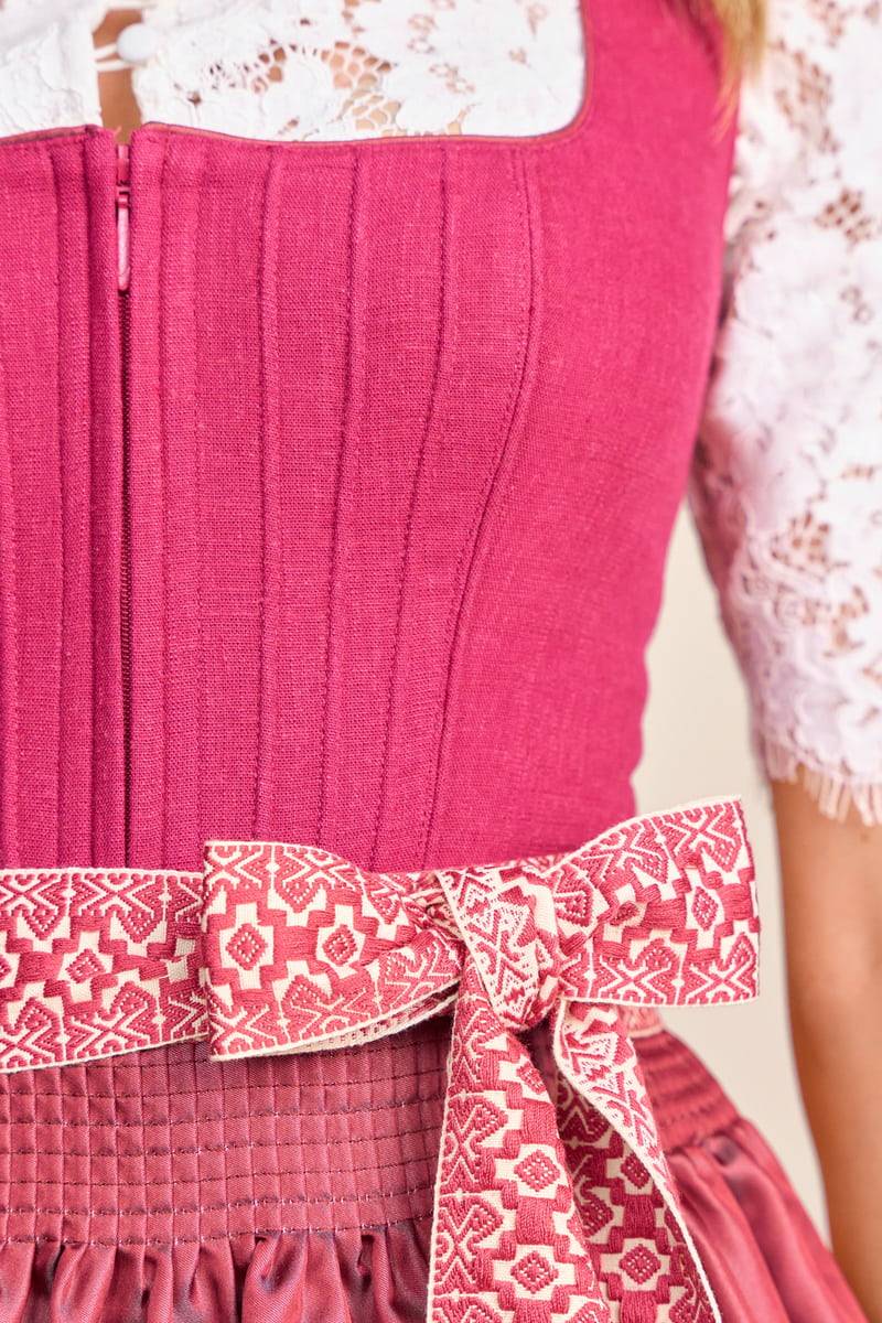 Krüger Madl Dirndl Derya (60cm) Bis zu 65% Rabatt