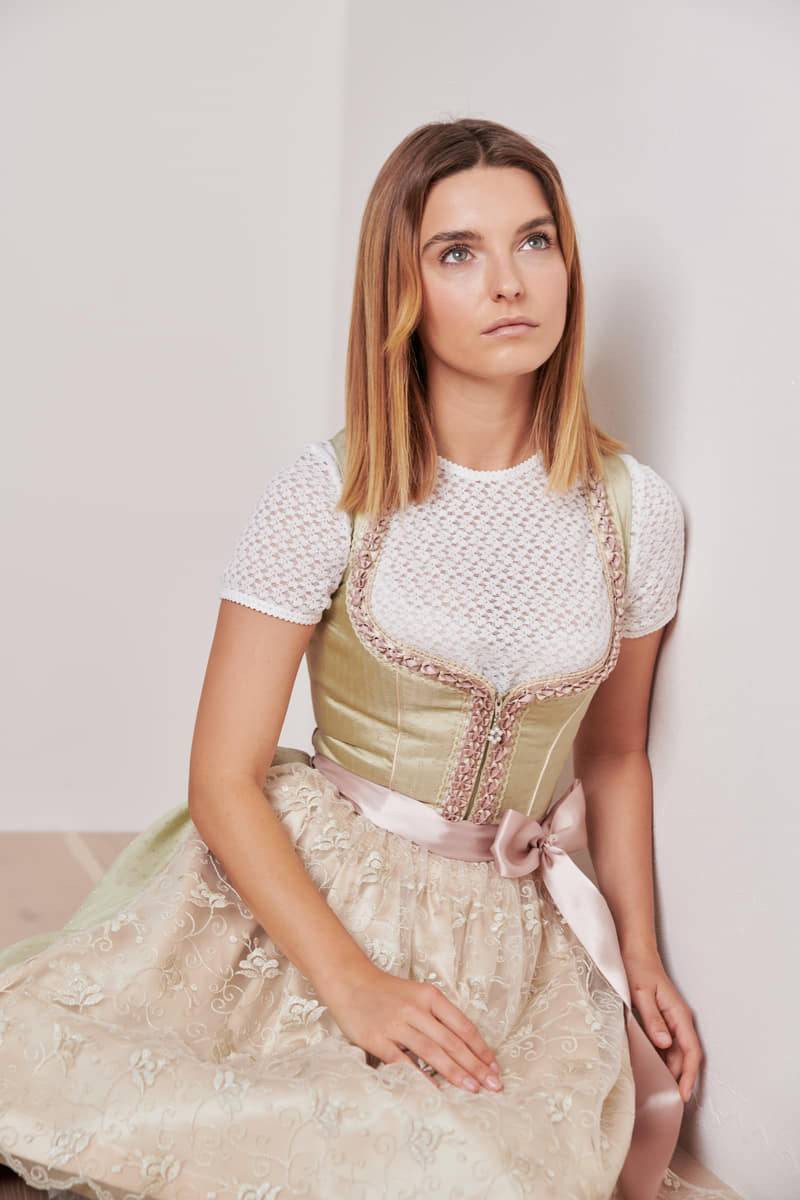 Krüger Madl Dirndl Shelby (50cm) Fabrikverkauf