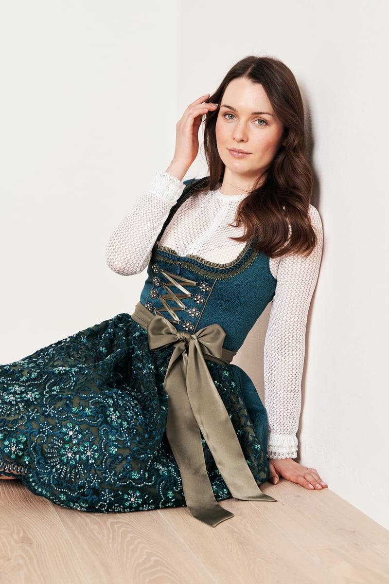 Krüger Madl Dirndl Cristina (60cm) Kauf eins, bekomm eins gratis