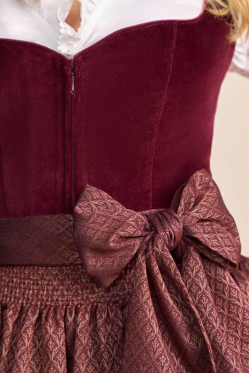 Krüger Madl Dirndl Xana (80cm) Bis zu 55% Rabatt