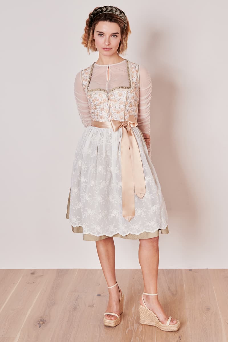 Krüger Madl Dirndl Enisa (60cm) Kauf eins, bekomm eins gratis