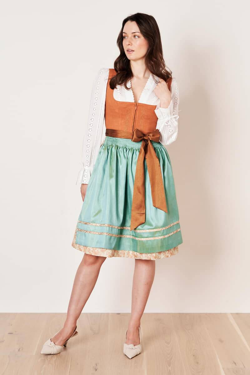 Krüger Madl Dirndl Flaminia (60cm) Nur noch ein Tag übrig