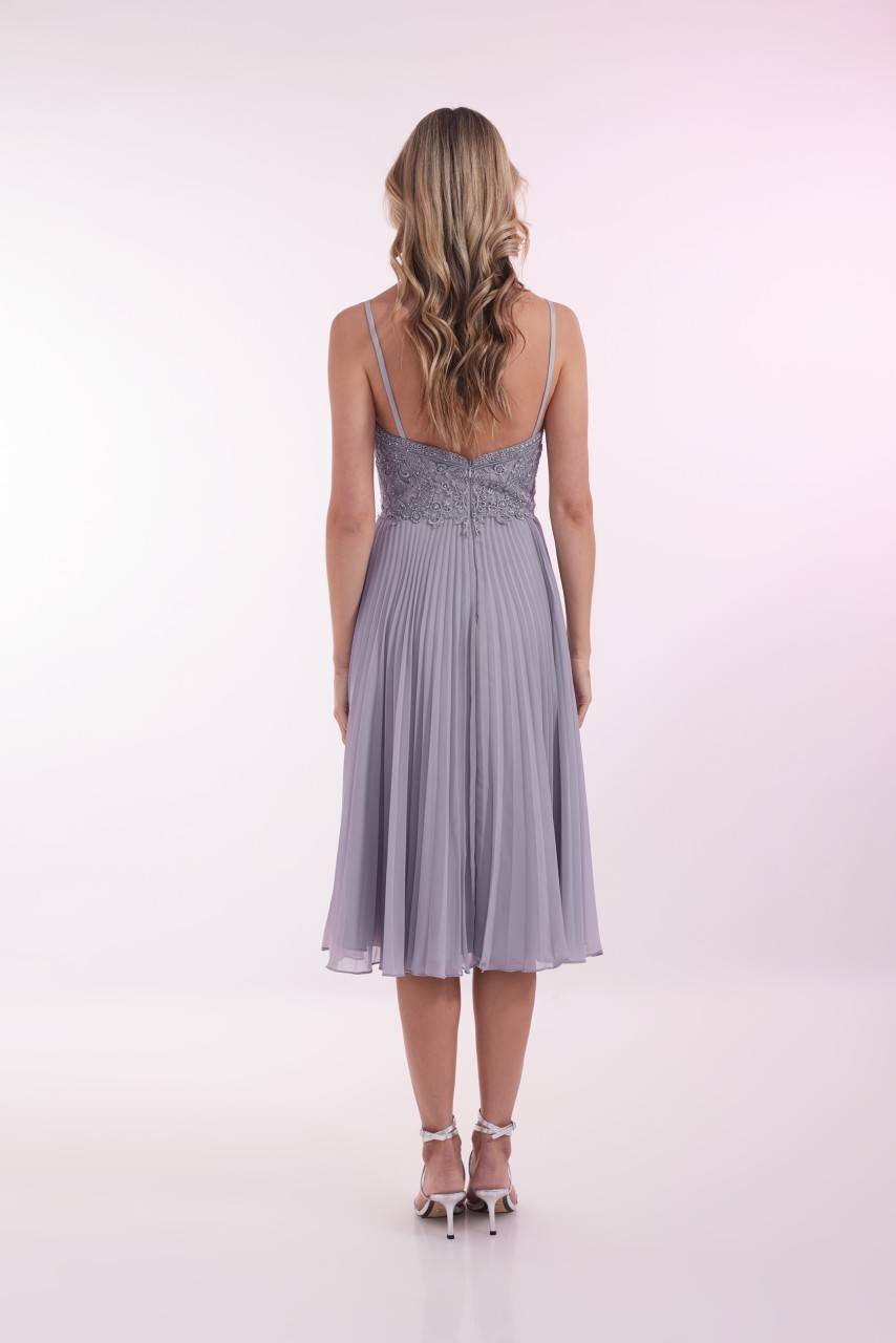 Laona DANCING TILL SUNRISE DRESS Besticktes Midikleid mit Plisseerock VIP-Rabatte