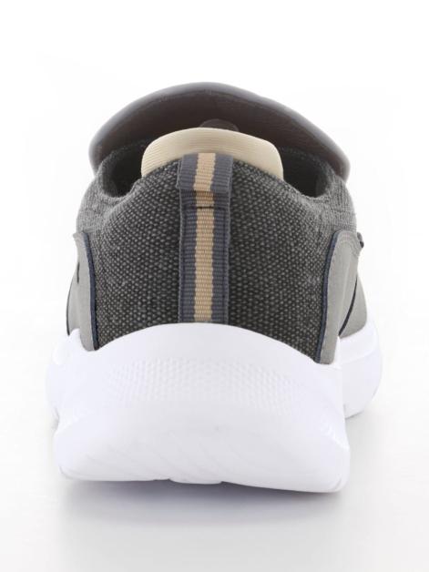 24 Hours Slipper mit aktueller Mokassinnaht Artikelnummer: 1817504 zollfrei