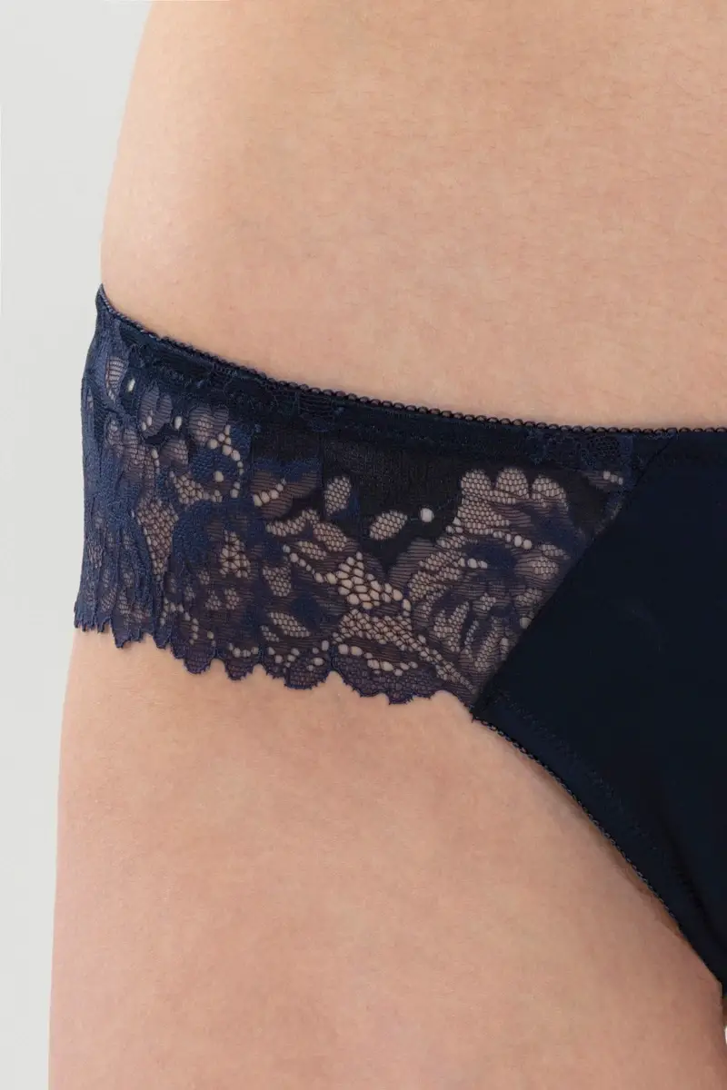 Merxx String Serie Luxurious Jubiläumsangebot