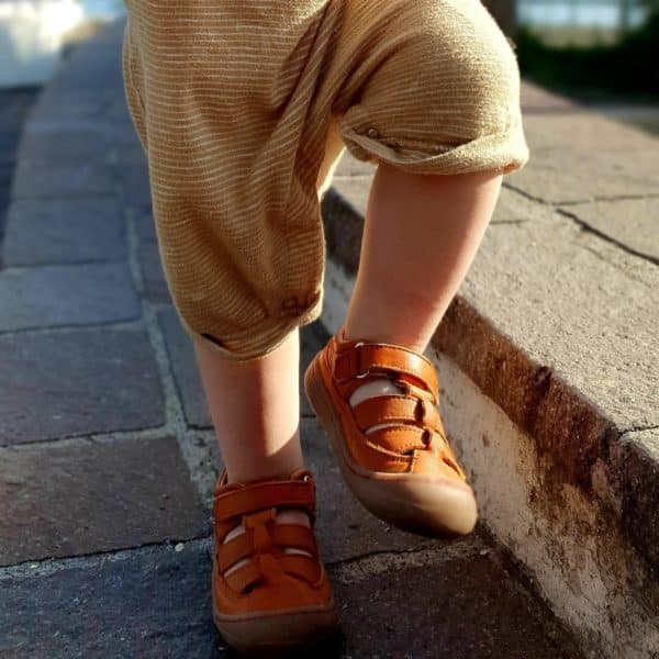 Pololo Sandale Verano Braun Online