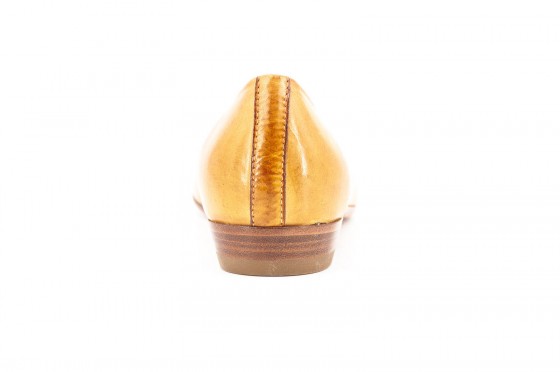 Riccardo Cartillone La bottega di Lisa 001/C ocra im Angebot