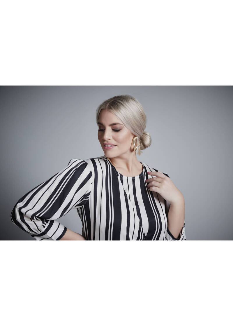 ROCK YOUR CURVES by Angelina Kleid in Schwarz Weiß gestreiftArtikelnummer RYC-LCAK-0407-903 Angebote