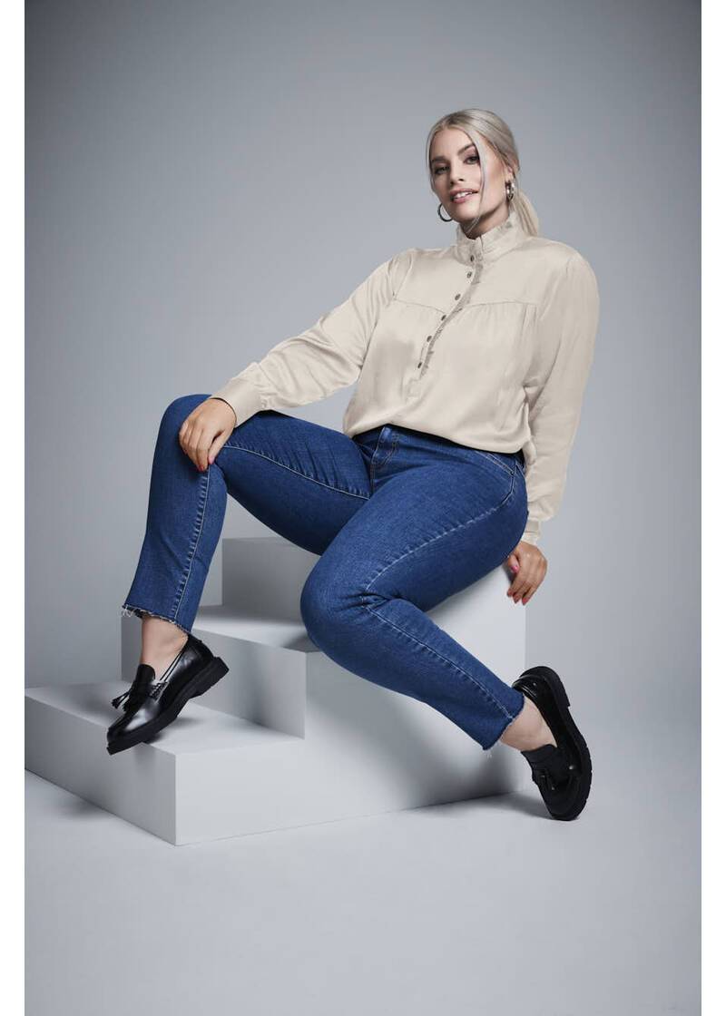 ROCK YOUR CURVES by Angelina Jeanshose, skinny in jeans blauArtikelnummer RYC-LCAK-0278-501 Begrenztes Angebot