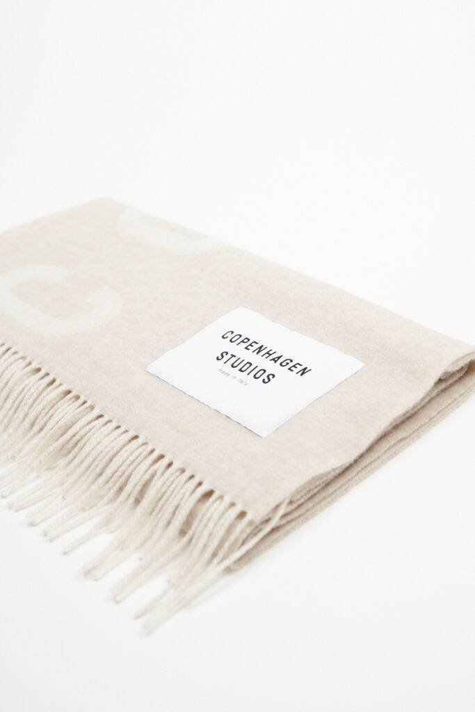 Studio Copenhagen CPH SHAWL 1 wool mix beige zollfrei