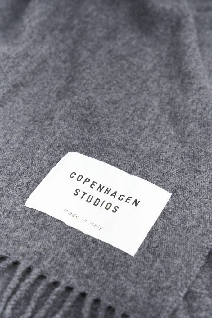 Studio Copenhagen CPH SHAWL 6 wool mix anthracite Fabrik Onlineshop
