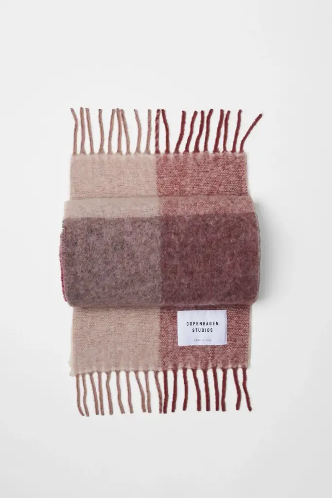 Studio Copenhagen CPH SHAWL 4 wool mix pink Cyber Monday