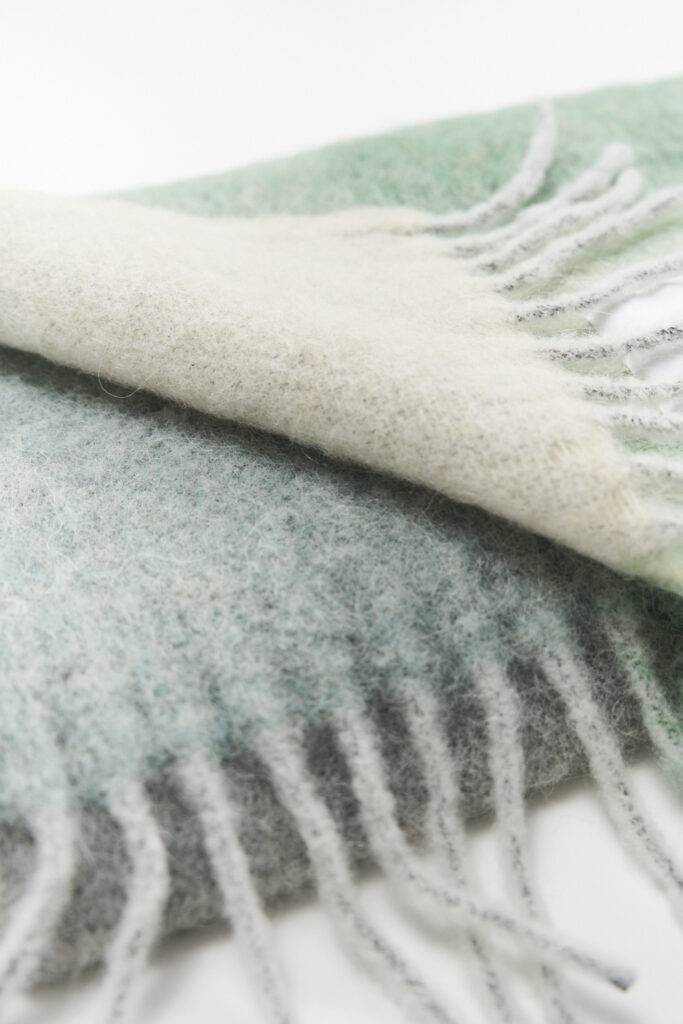 Studio Copenhagen CPH SHAWL 4 wool mix jade green Weihnachtsangebot