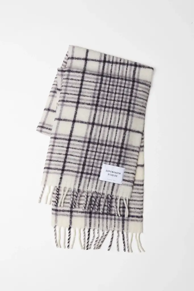Studio Copenhagen CPH SHAWL 10 wool mix purple Kauf eins, bekomm eins gratis