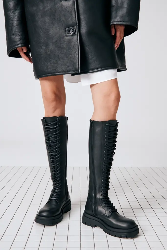 Studio Copenhagen CPH1008 leather black 50% Rabatt für begrenzte Zeit