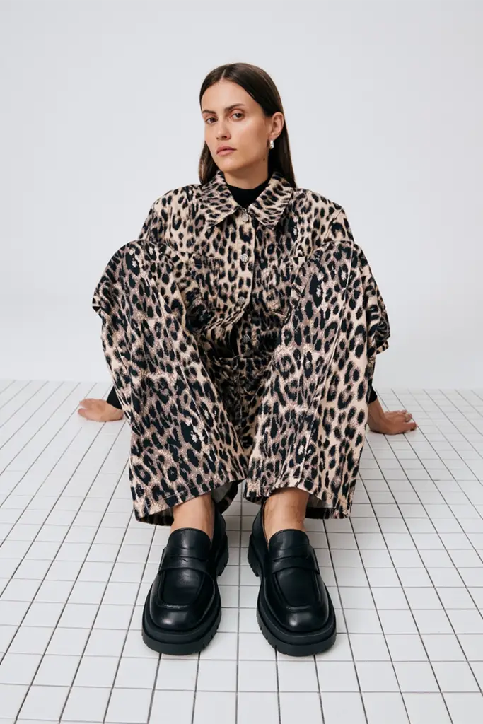 Studio Copenhagen CPH1012 brushed leather black Fabrik Onlineshop