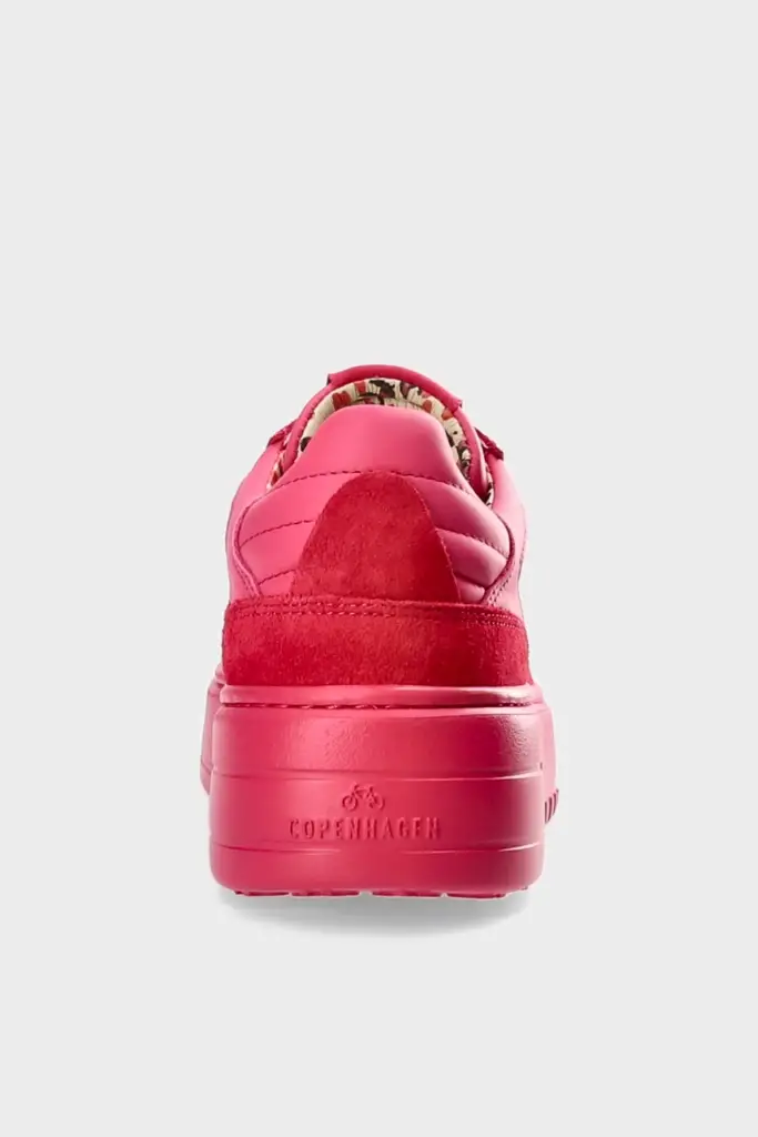 Studio Copenhagen CPH X LALA BERLIN leather mix dragonfruit Fabrikpreis